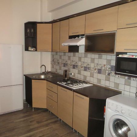 Bishkek House Apartament Екстериор снимка