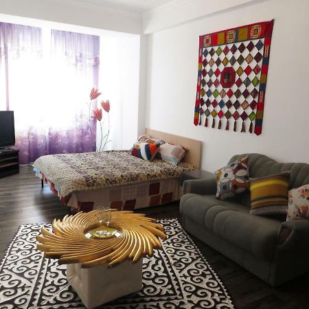 Bishkek House Apartament Екстериор снимка