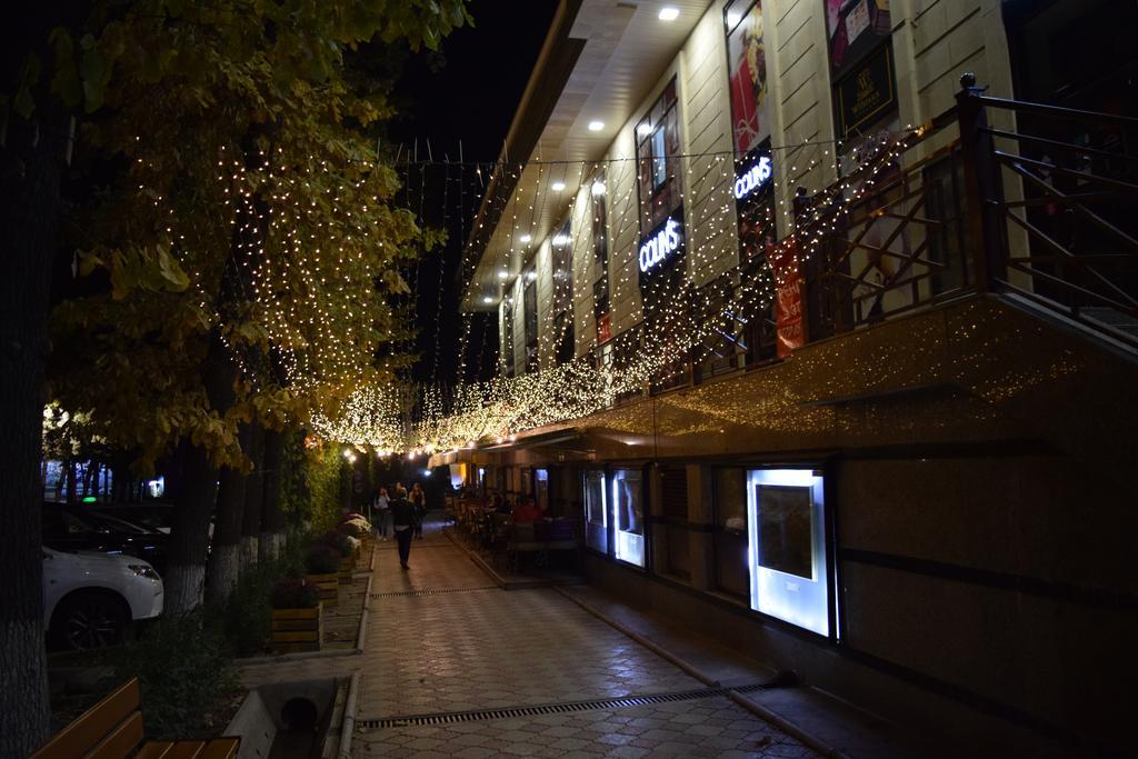 Bishkek House Apartament Екстериор снимка