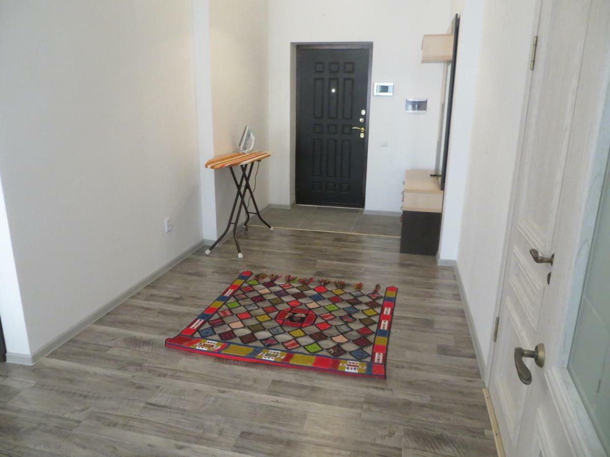 Bishkek House Apartament Екстериор снимка